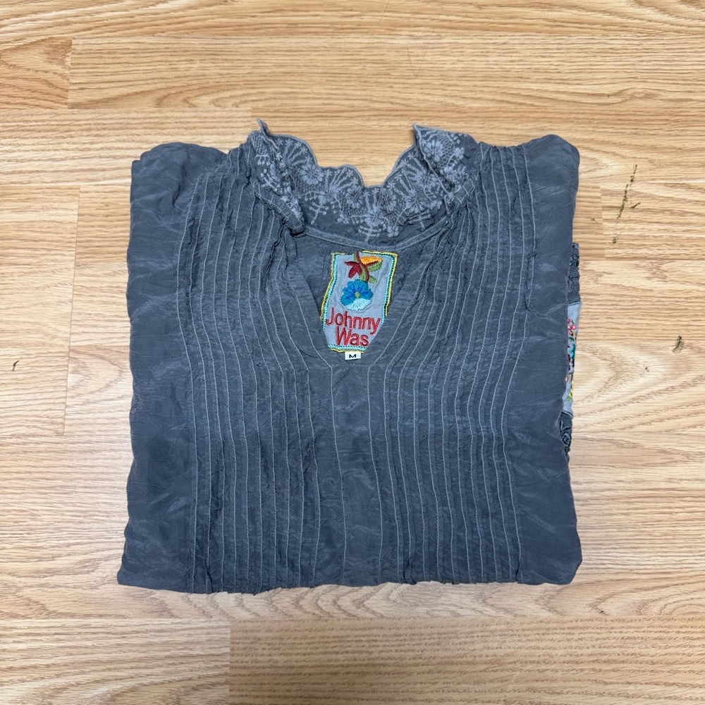 Johnny Was floral embroidered tunic blouse